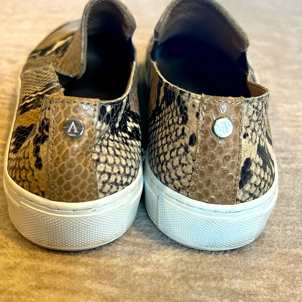 Aquatalia Shoes Snakeskin Embossed Leather Slip On Sneakers - Picture 3 of 6